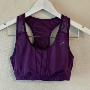 Head mesh strap/back sports bra size small